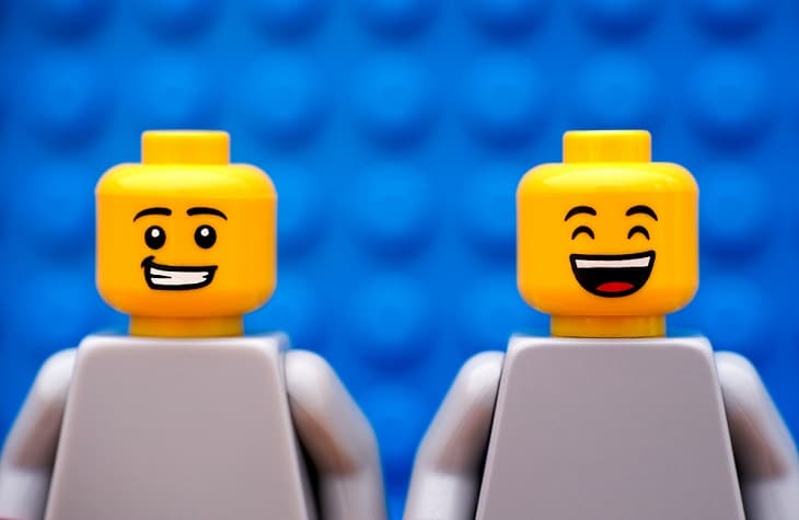 Make money buying and selling Lego